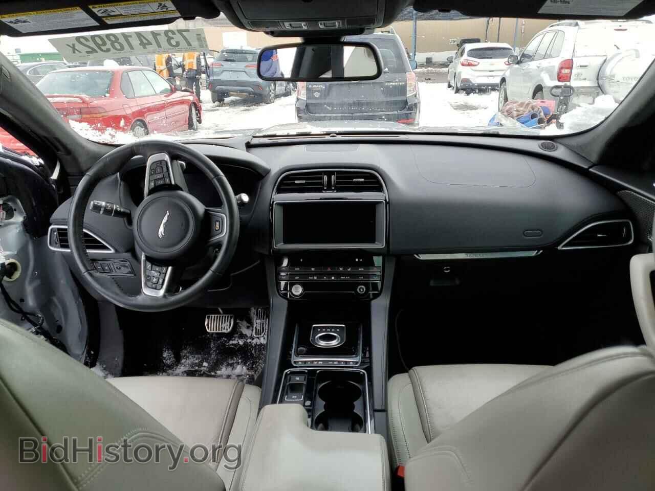 2017 JAGUAR F-PACE - VIN: SADCP2BV6HA047458 - Фото 8