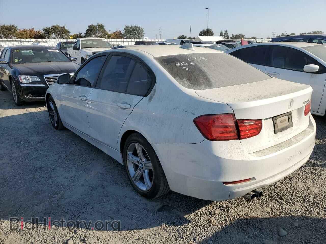 2012 BMW 3 SERIES - VIN: WBA3A5C52CF345091 - Фото 2