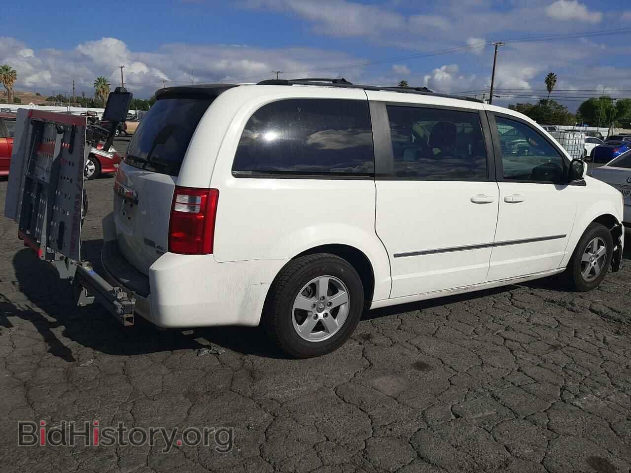 2010 DODGE CARAVAN - VIN: 2D4RN5D10AR237994 - Фото 3