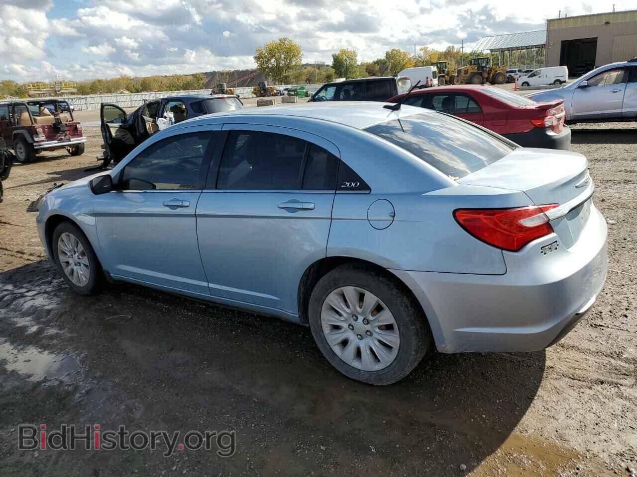 2012 CHRYSLER 200 - VIN: 1C3CCBABXCN166232 - Фото 2