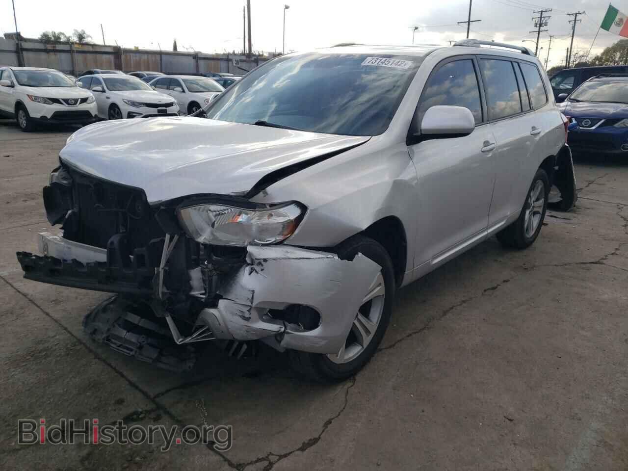 Photo 5TDKK3EH0AS012957 - TOYOTA HIGHLANDER 2010