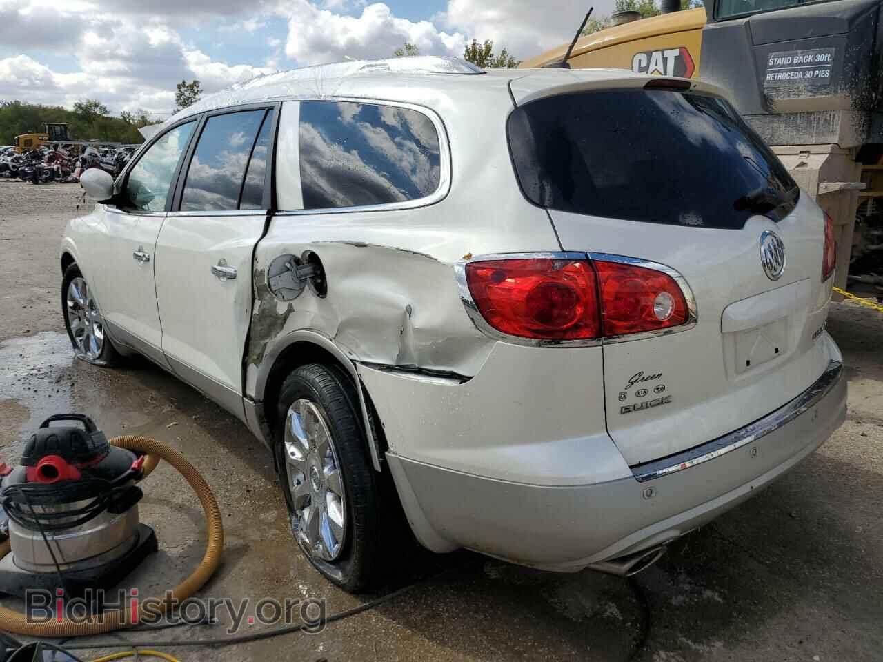 2012 BUICK ENCLAVE - VIN: 5GAKRDED1CJ274969 - Photo 2