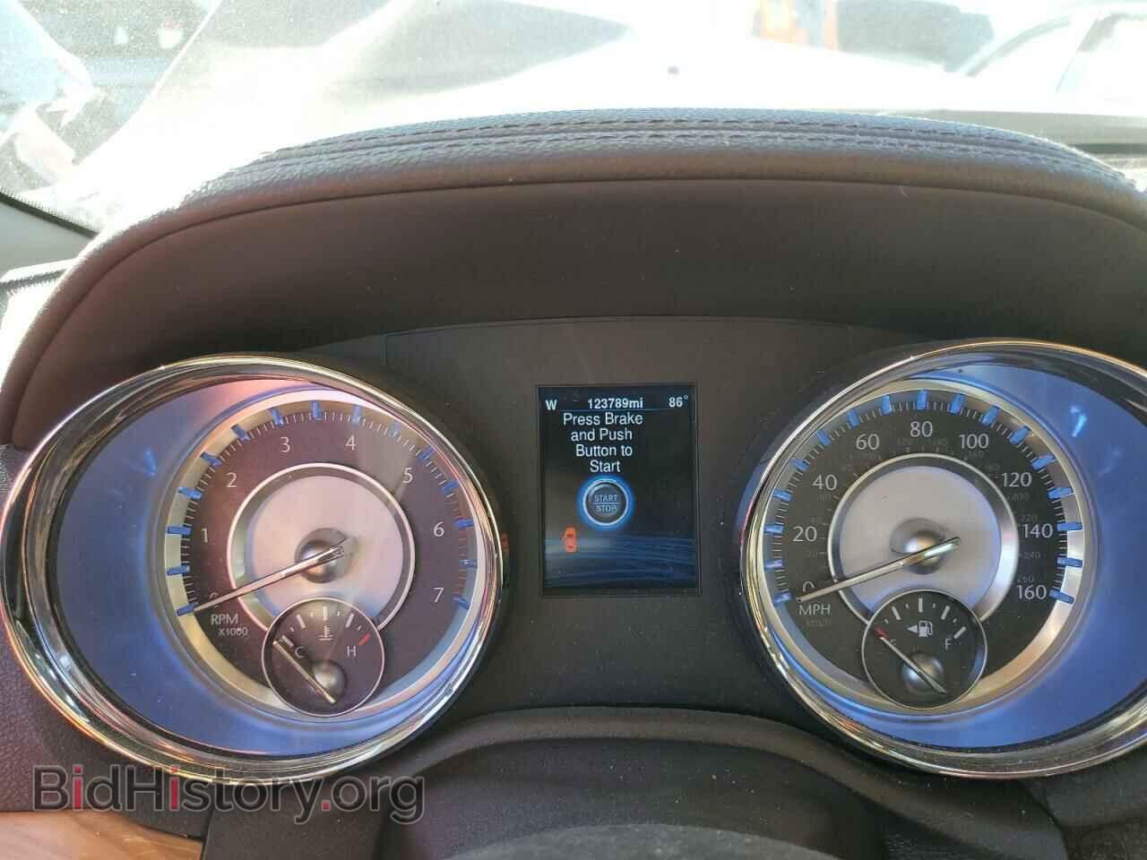 2014 CHRYSLER 300 - VIN: 2C3CCAKT6EH201765 - Фото 9