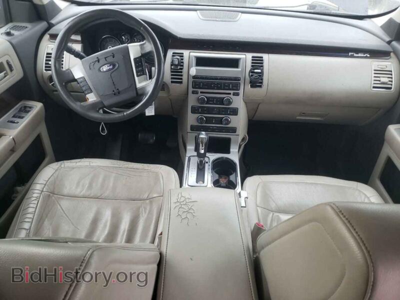 2011 Ford FLEX (VIN 2FMGK5CC5BBD10413) — photo 8 of 12