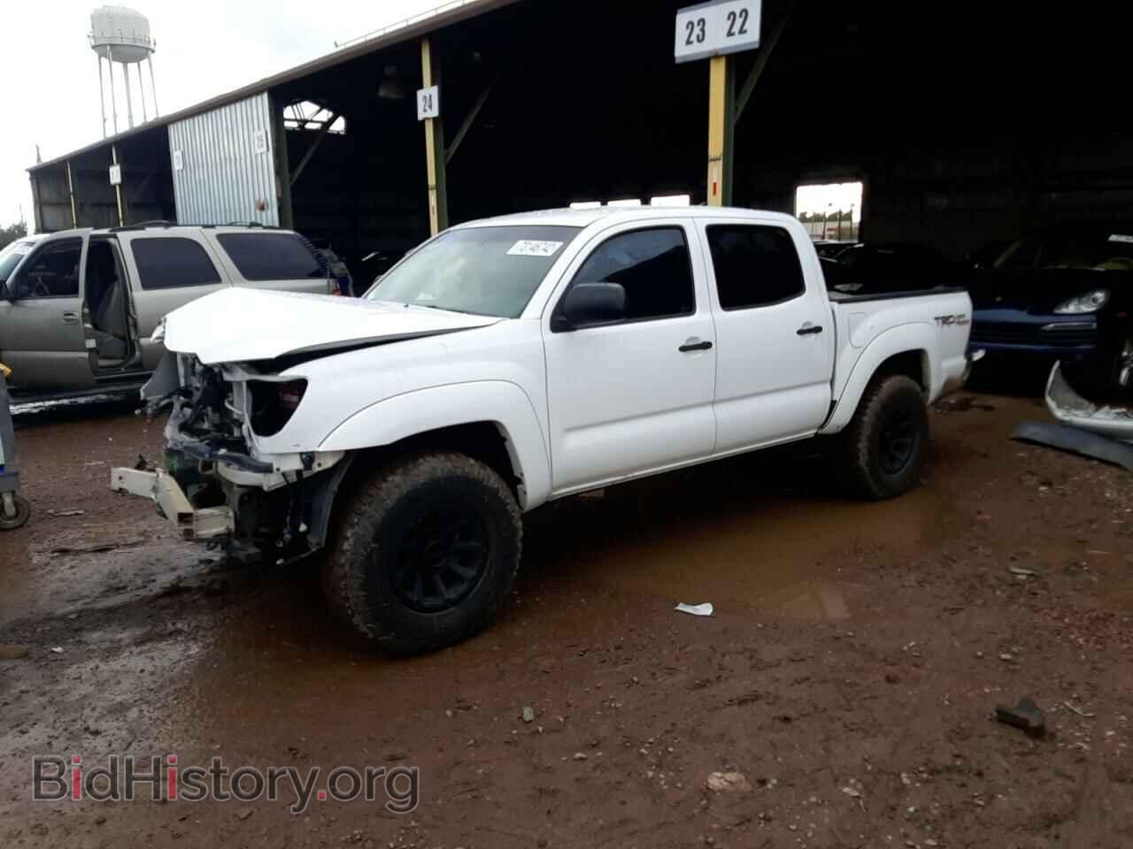 Фотография 5TFLU4EN5FX130286 - TOYOTA TACOMA 2015