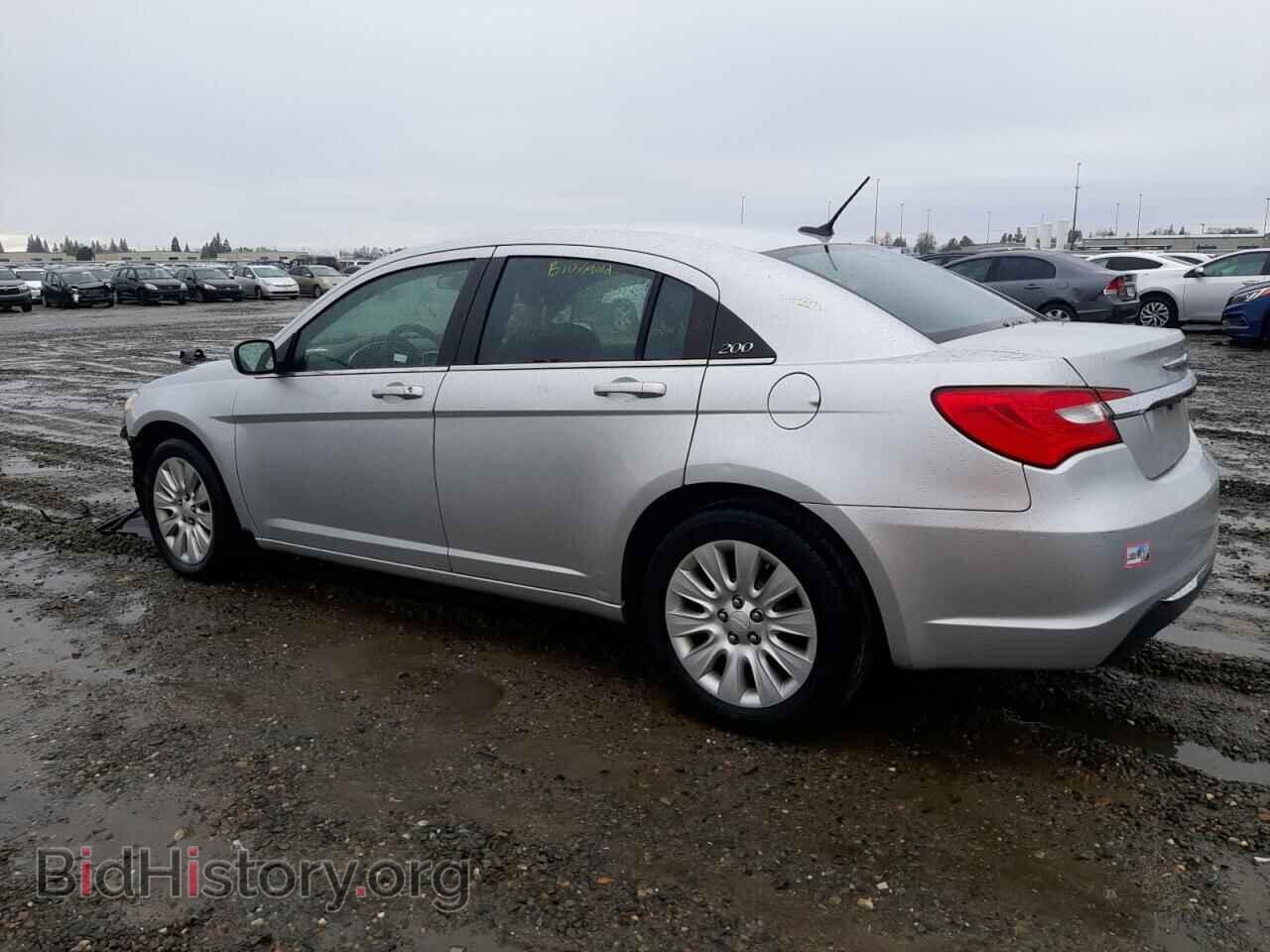 2012 CHRYSLER 200 - VIN: 1C3CCBAB9CN295563 - Фото 2
