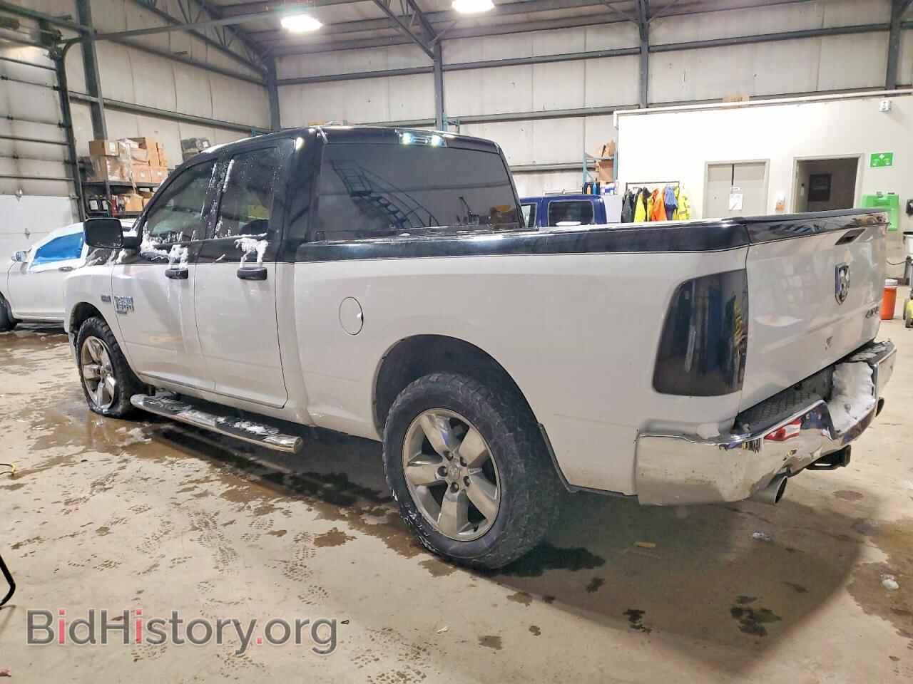 2019 RAM 1500 - VIN: 1C6RR7FT4KS581802 - Фото 2
