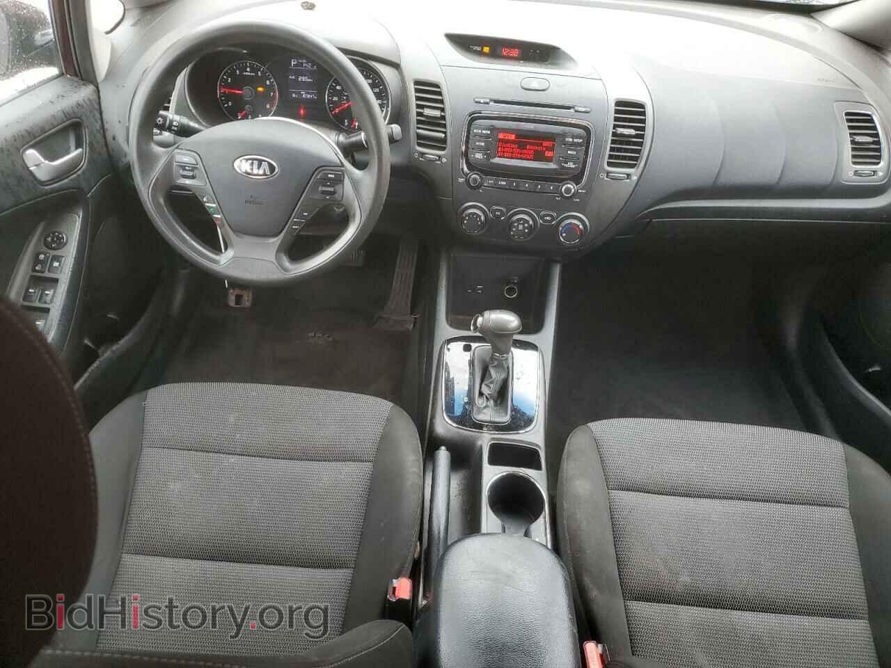 2017 KIA FORTE - VIN: 3KPFK4A73HE127108 - Фото 8