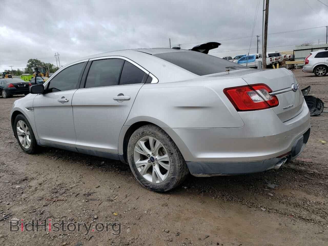 2011 FORD TAURUS - VIN: 1FAHP2EW0BG160483 - Photo 2