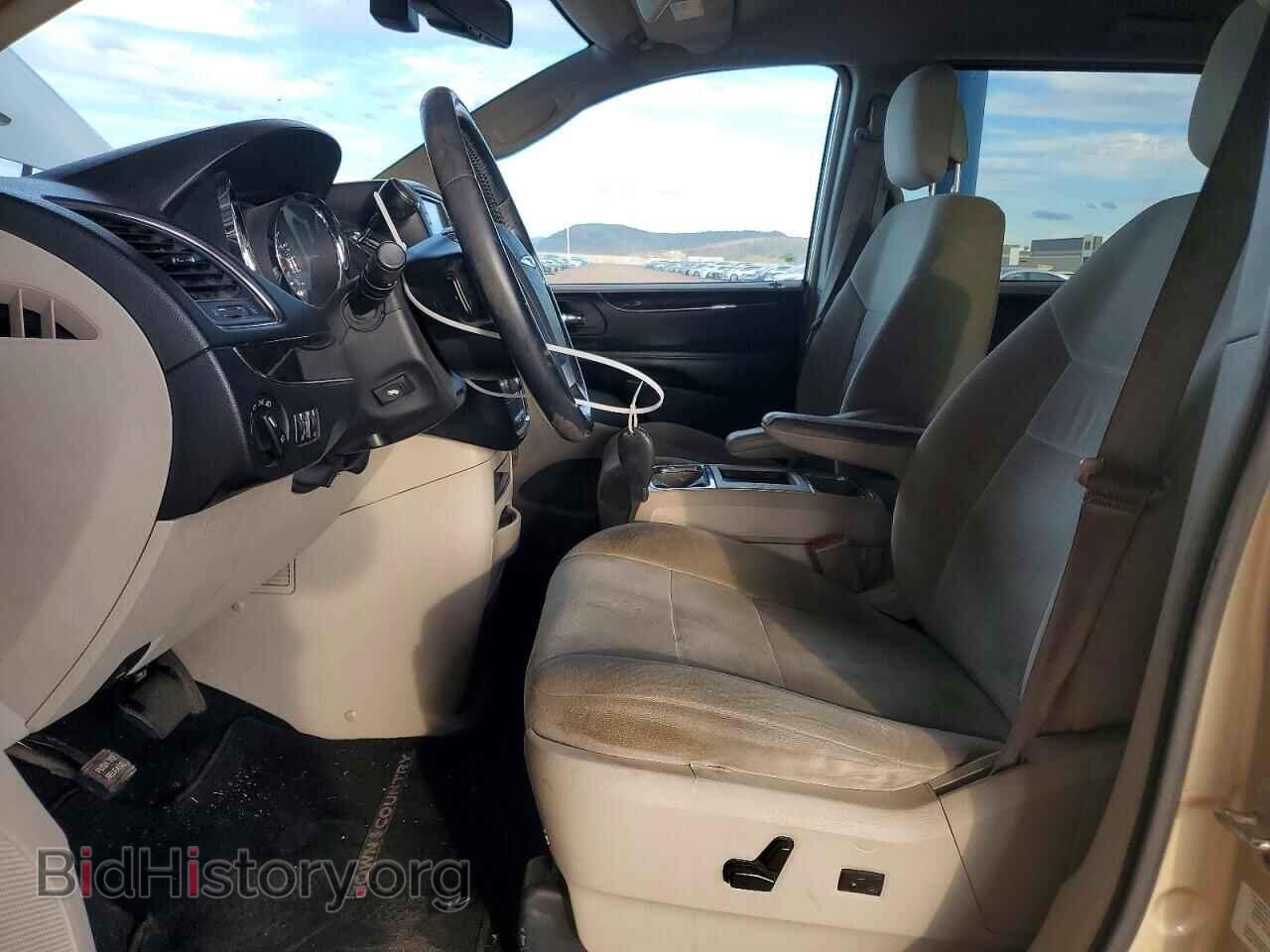 2011 Chrysler MINIVAN (VIN 2A4RR5DG7BR664901) — photo 7 of 13