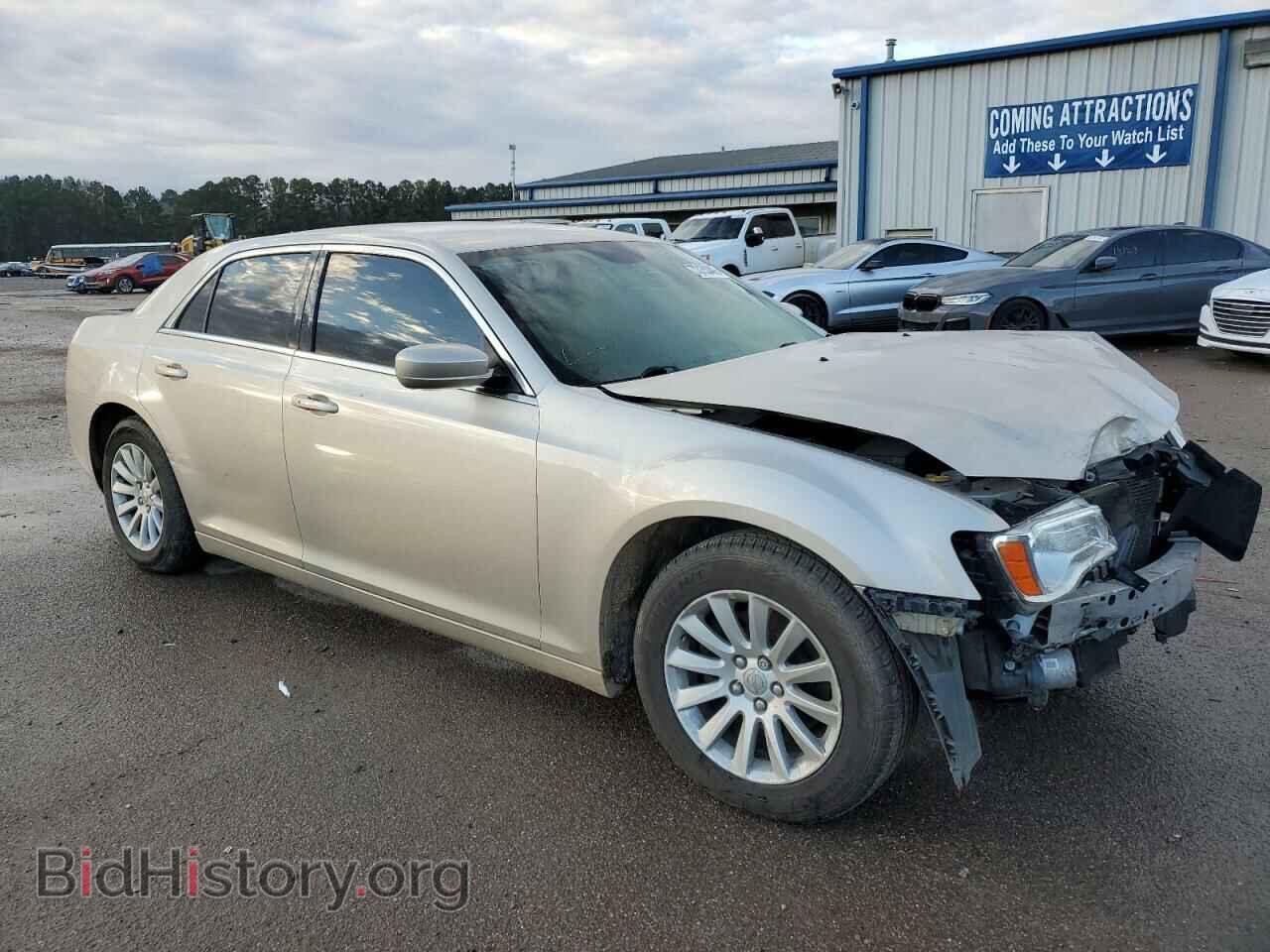2012 CHRYSLER 300 - VIN: 2C3CCAAG6CH312902 - Фото 4