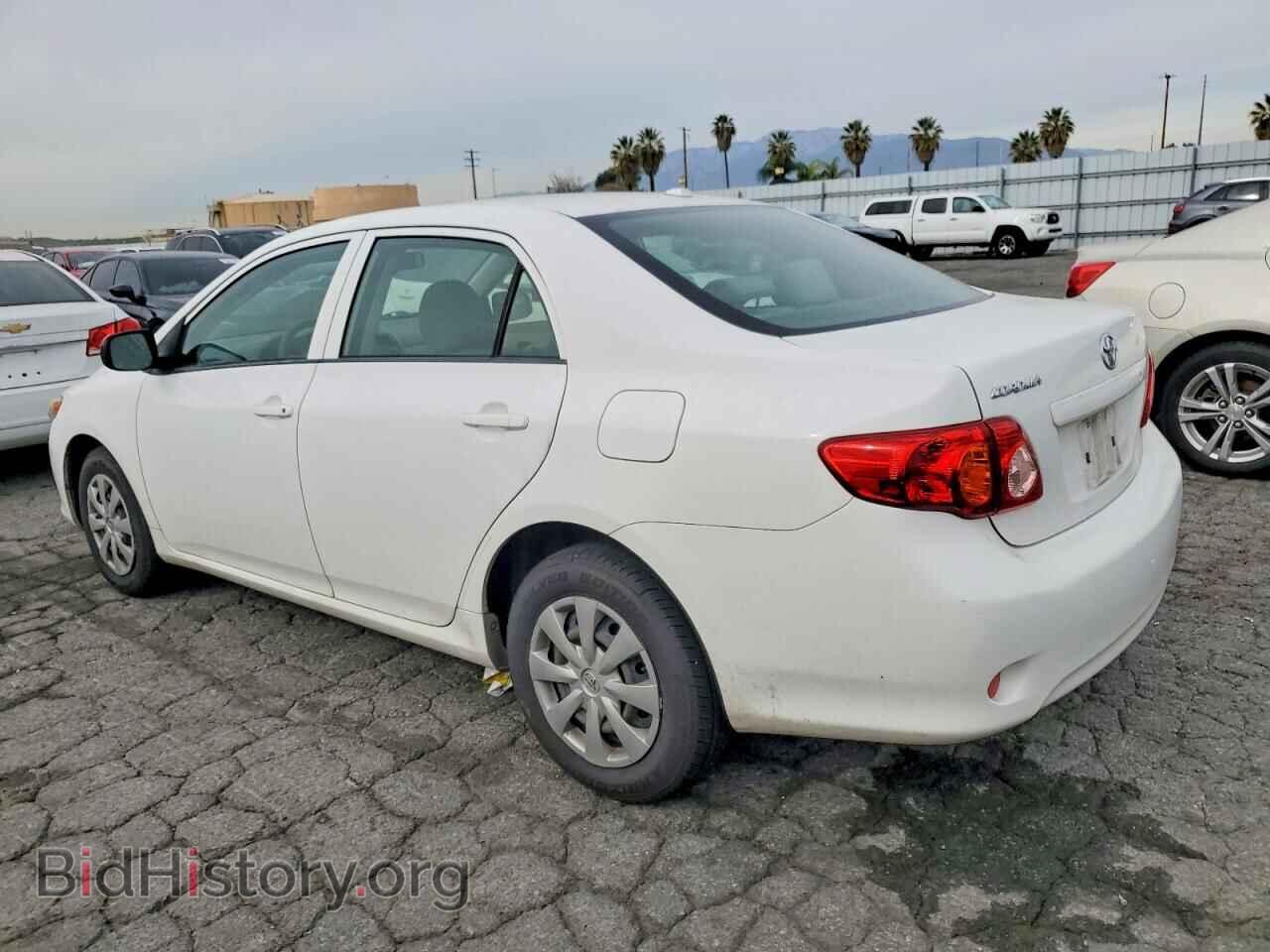 2009 TOYOTA COROLLA - VIN: JTDBL40E699040188 - Фото 2