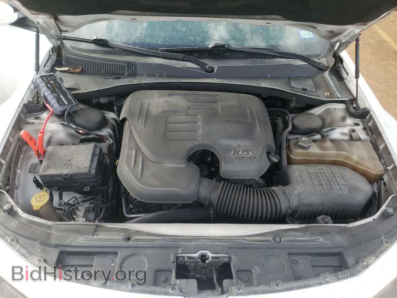 2017 CHRYSLER 300 - VIN: 2C3CCABG1HH668860 - Фото 11