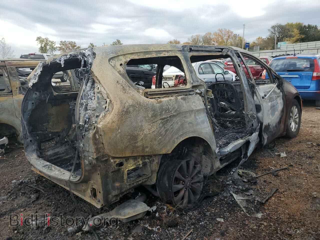 2017 CHRYSLER PACIFICA - VIN: 2C4RC1DG5HR645028 - Фото 3