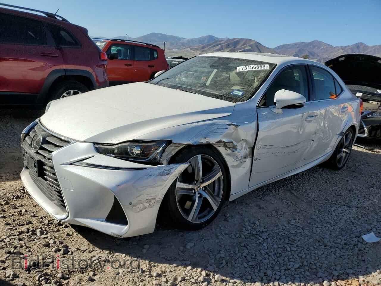 Photo JTHBA1D22H5038866 - LEXUS IS 2017