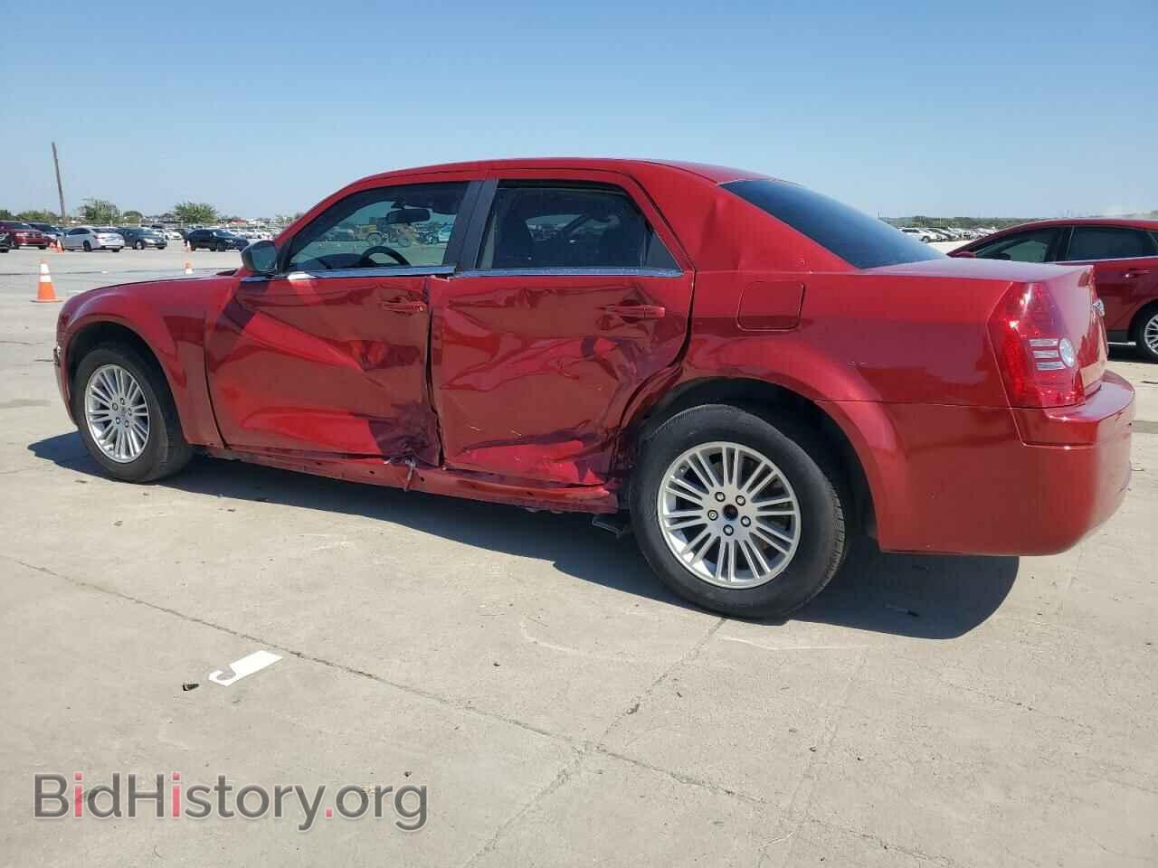 2009 CHRYSLER 300 - VIN: 2C3KA43D19H624088 - Фото 2