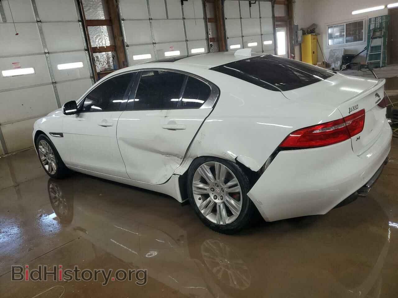 2017 JAGUAR XE - VIN: SAJAJ4BV6HCP14468 - Фото 2