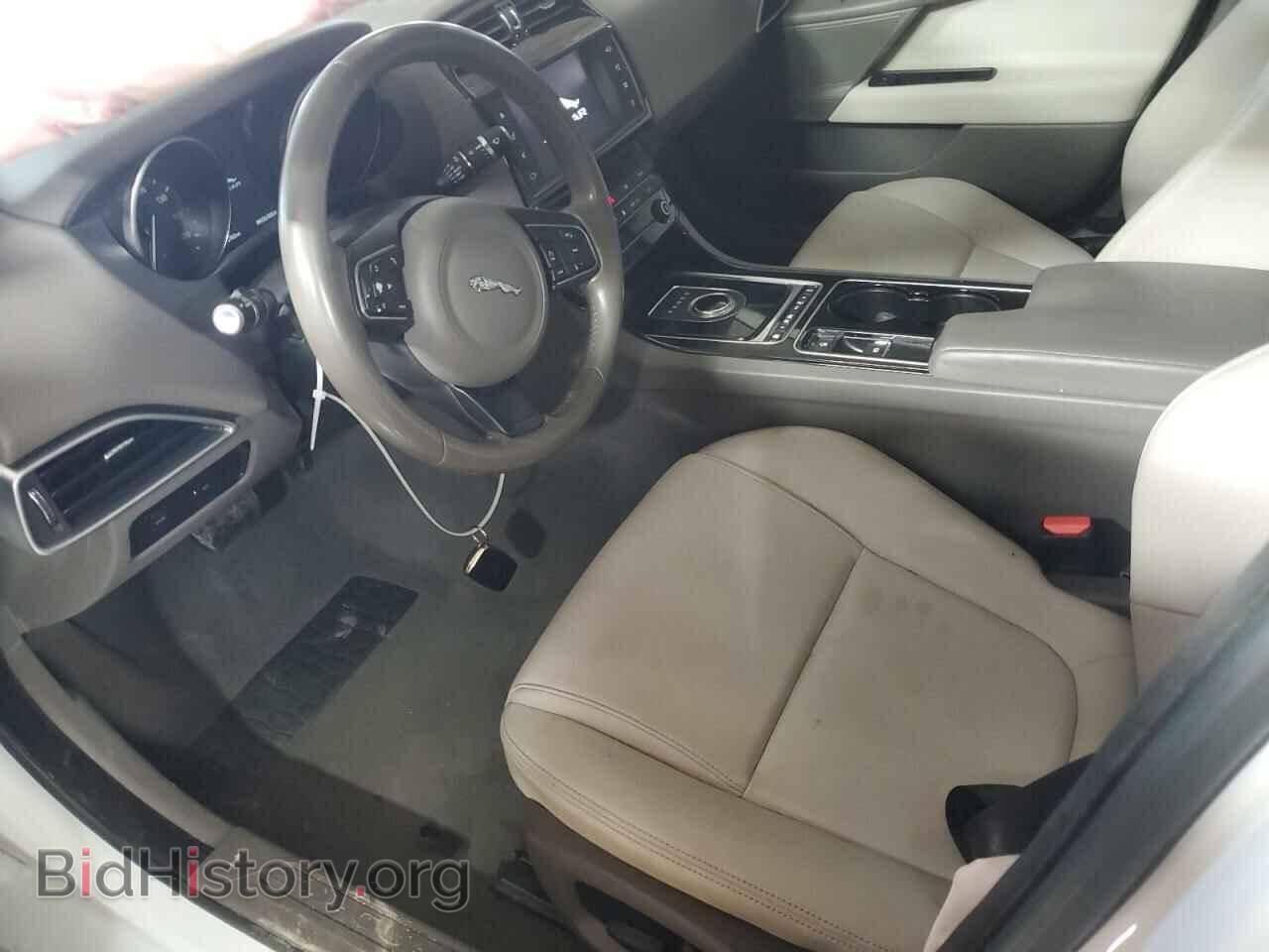 2017 JAGUAR XE - VIN: SAJAJ4BV6HCP14468 - Фото 7