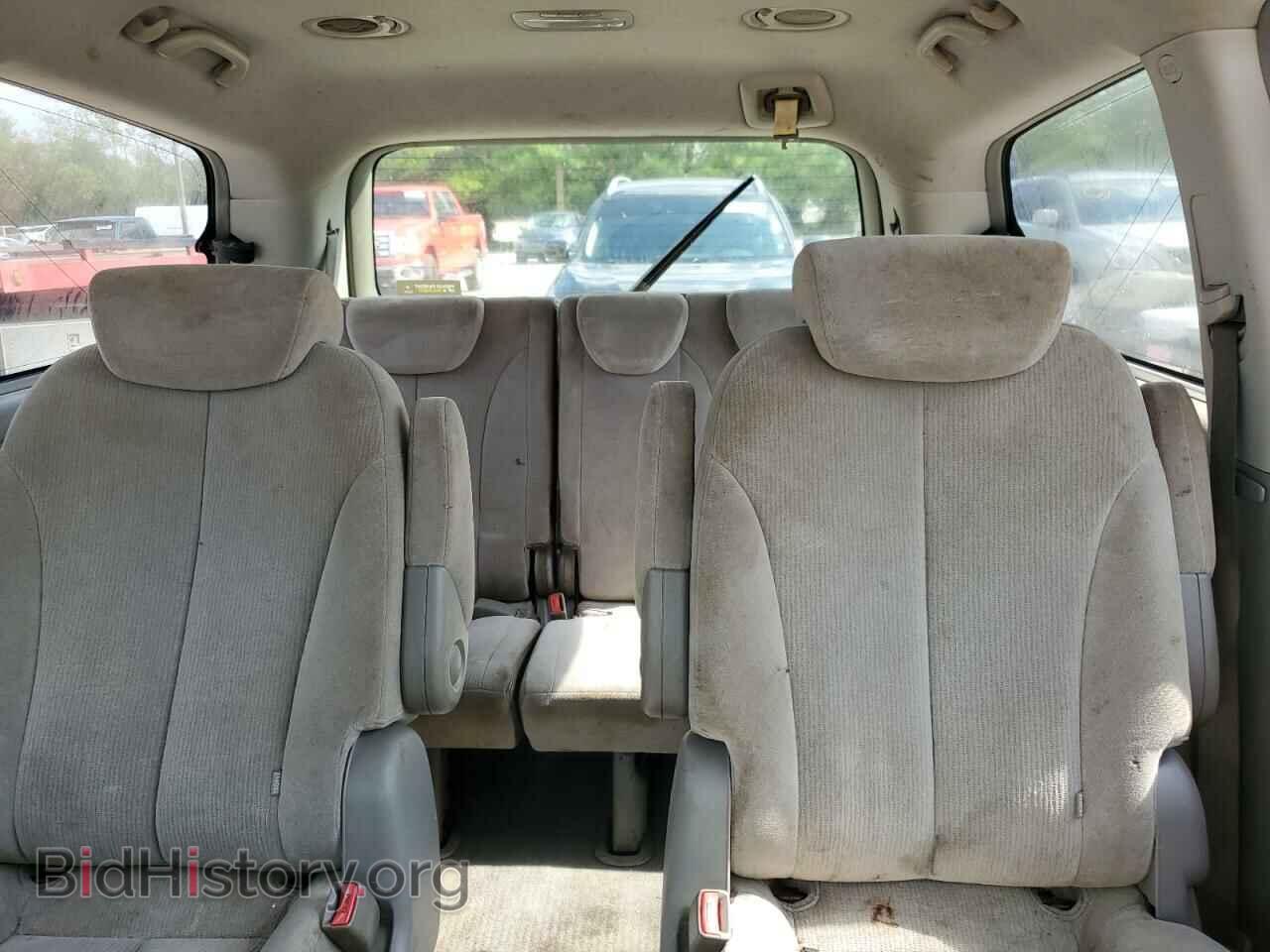 2007 KIA All Models - VIN: KNDMB233276105871 - Фото 10