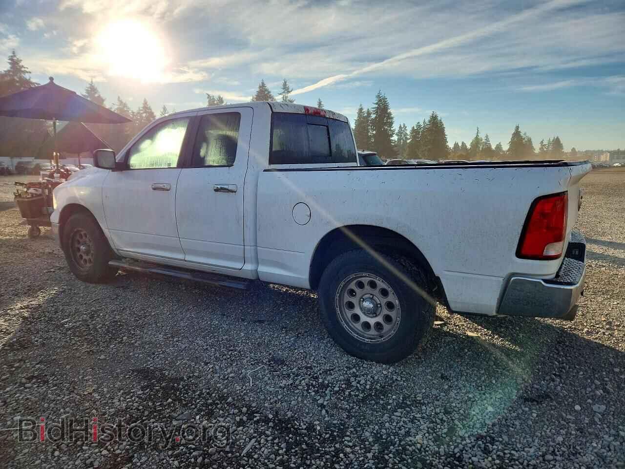 2011 DODGE RAM 1500 - VIN: 1D7RV1GT2BS705023 - Photo 2
