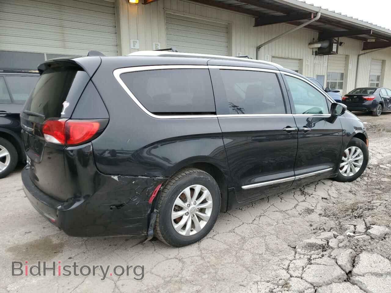 2018 CHRYSLER PACIFICA - VIN: 2C4RC1BG7JR233282 - Фото 3
