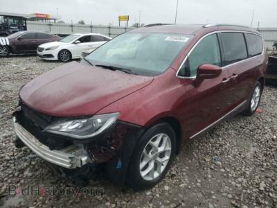 2018 Chrysler PACIFICA Touring L, темно-бордовый — VIN 2C4RC1BG9JR351656, Copart