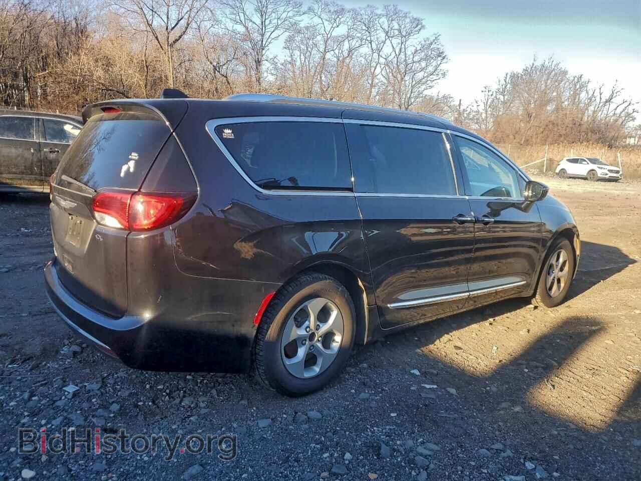 2017 CHRYSLER PACIFICA - VIN: 2C4RC1EG1HR634428 - Фото 3