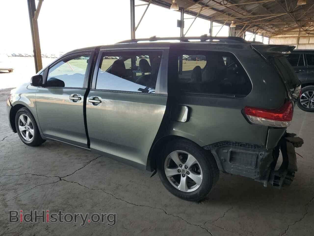 2013 TOYOTA All Models - VIN: 5TDKK3DC2DS382592 - Фото 2