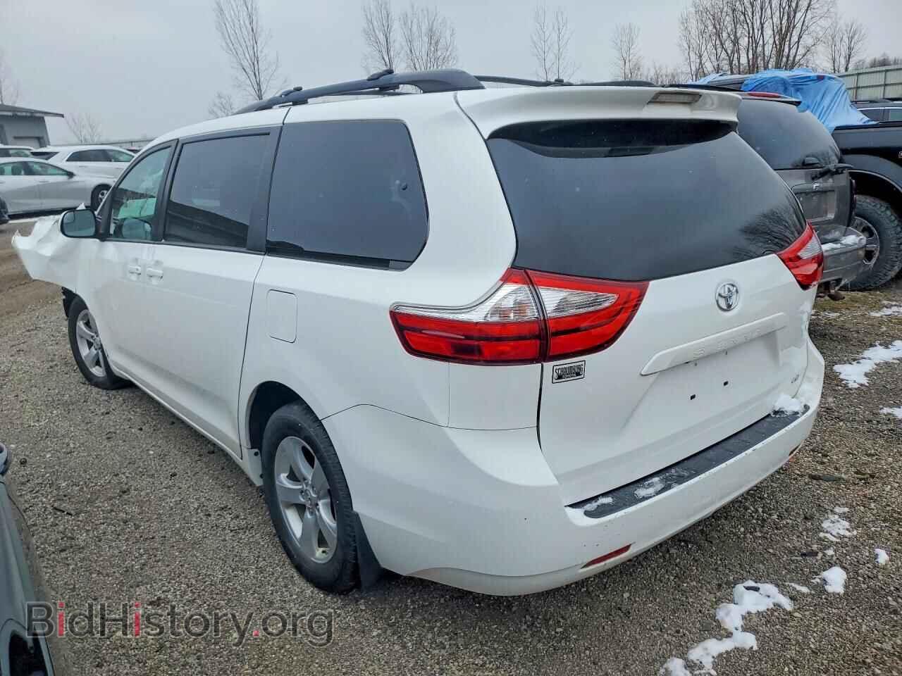 2017 TOYOTA All Models - VIN: 5TDKZ3DC2HS852105 - Фото 2