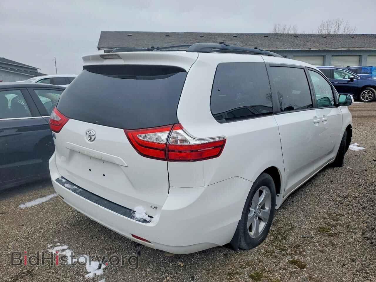 2017 TOYOTA All Models - VIN: 5TDKZ3DC2HS852105 - Фото 3