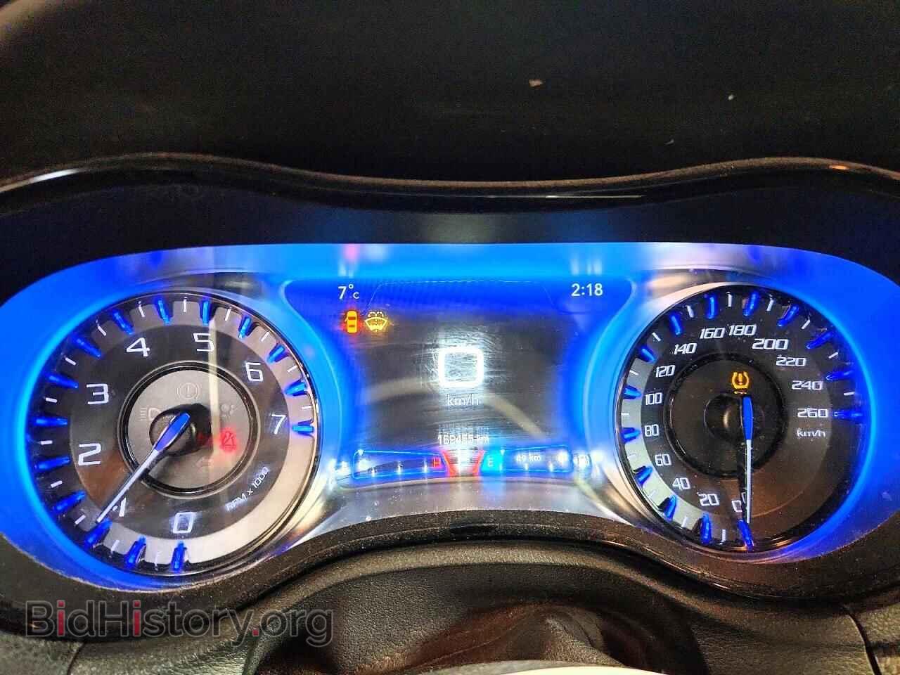 2016 CHRYSLER 300 - VIN: 2C3CCAGG5GH238921 - Photo 9