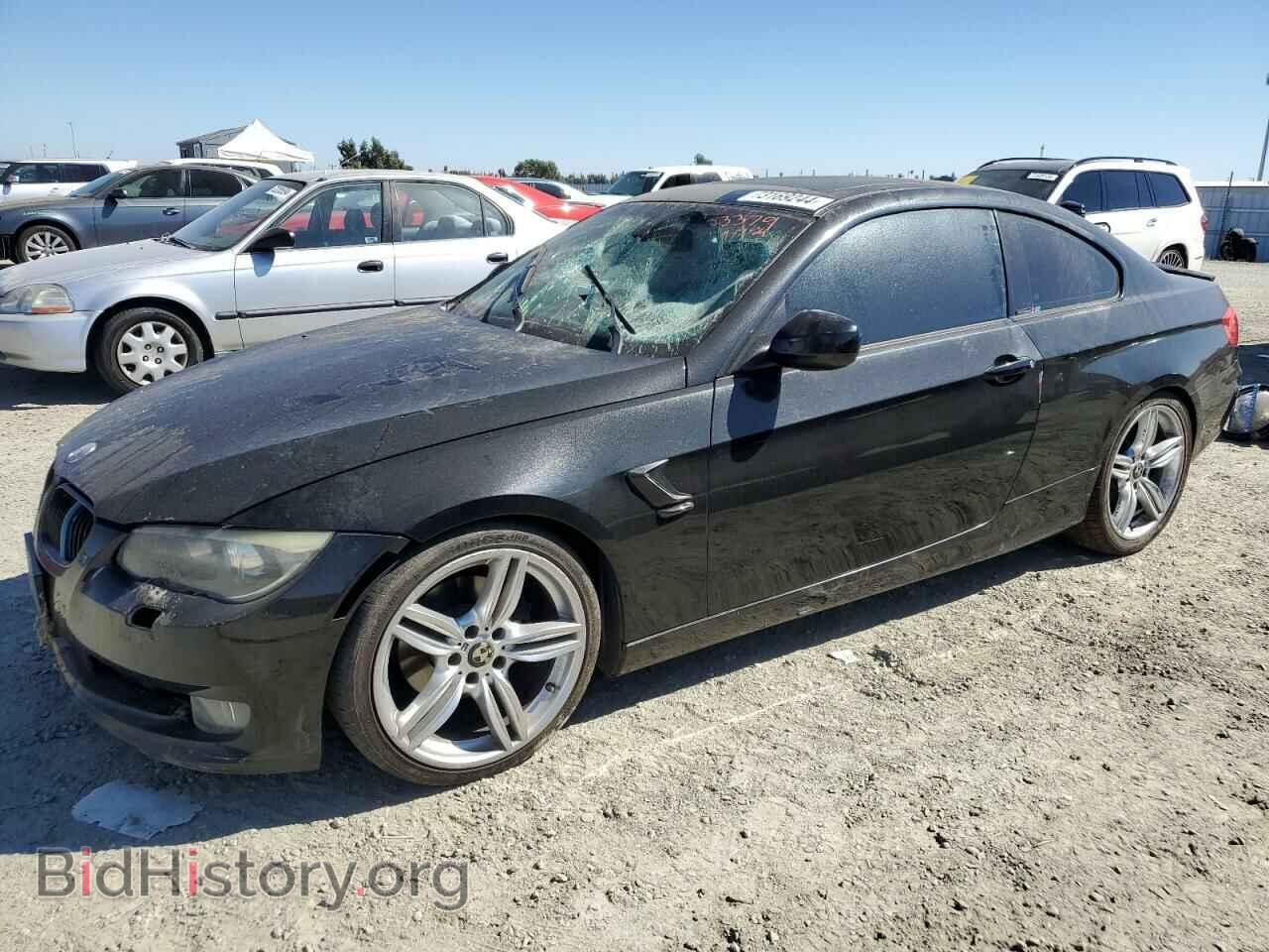 Фотография WBAKE5C50BE573529 - BMW 3 SERIES 2011