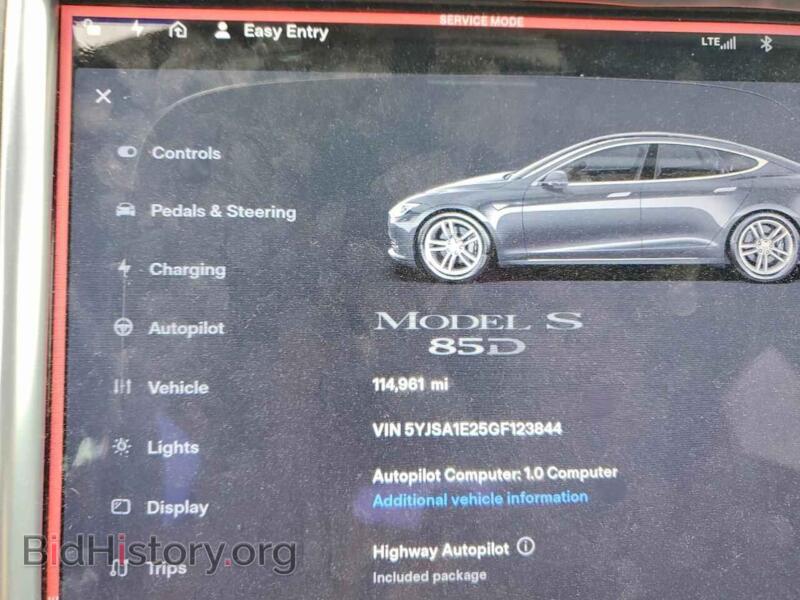 2016 Tesla MODEL S (VIN 5YJSA1E25GF123844) — фото 9 из 14