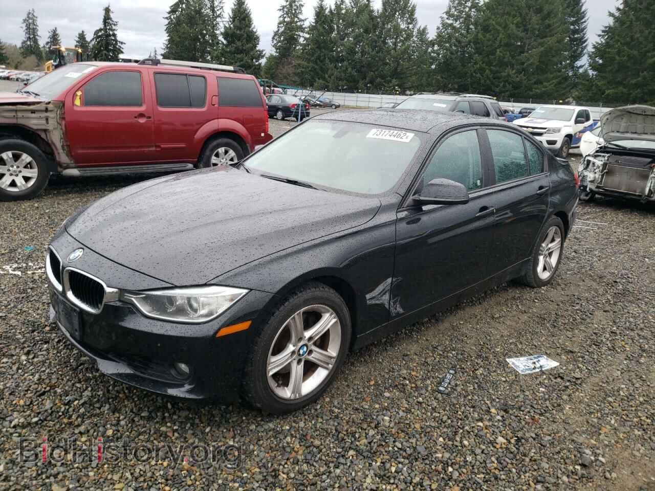 Photo WBA3A5C57DF351860 - BMW 3 SERIES 2013