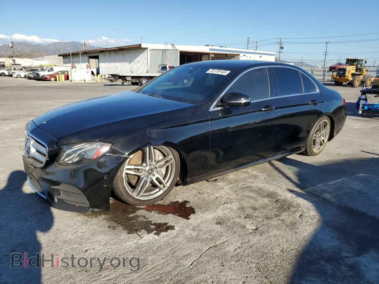 Photo WDDZF4JB1JA463294 - MERCEDES-BENZ E-CLASS 2018