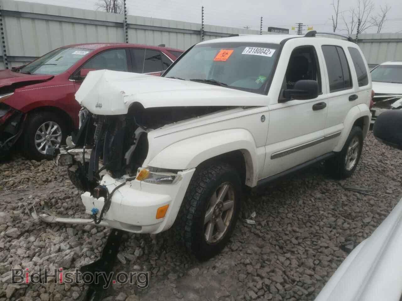 Photo 1J4GL58K06W257121 - JEEP LIBERTY 2006