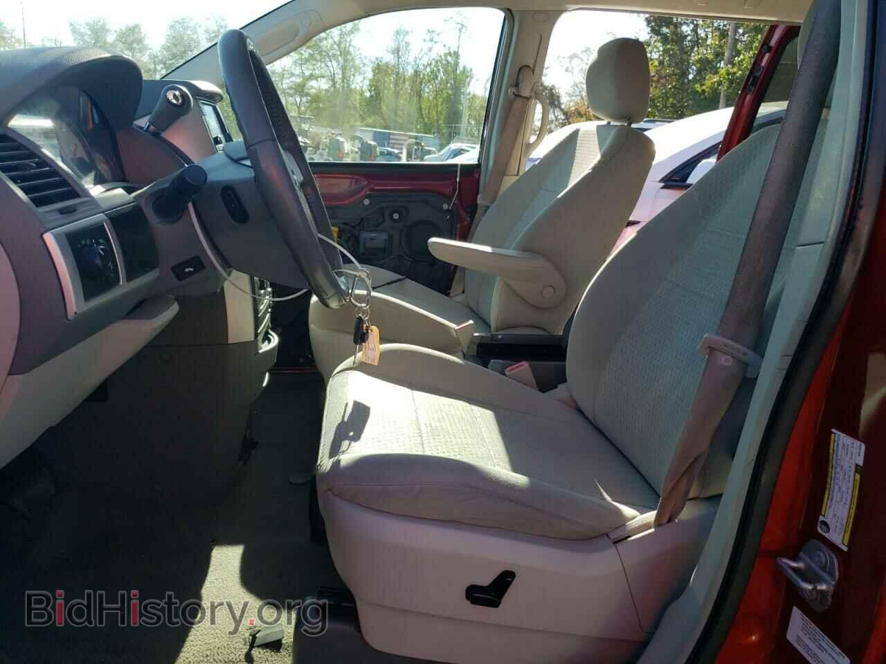 2010 DODGE CARAVAN - VIN: 2D4RN5D14AR144556 - Фото 7
