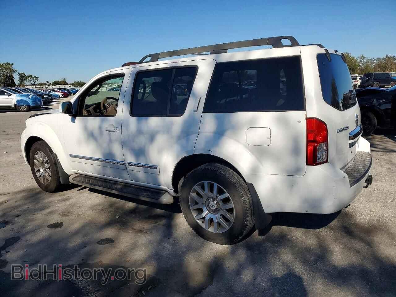 2011 NISSAN PATHFINDER - VIN: 5N1AR1NN7BC605960 - Фото 2