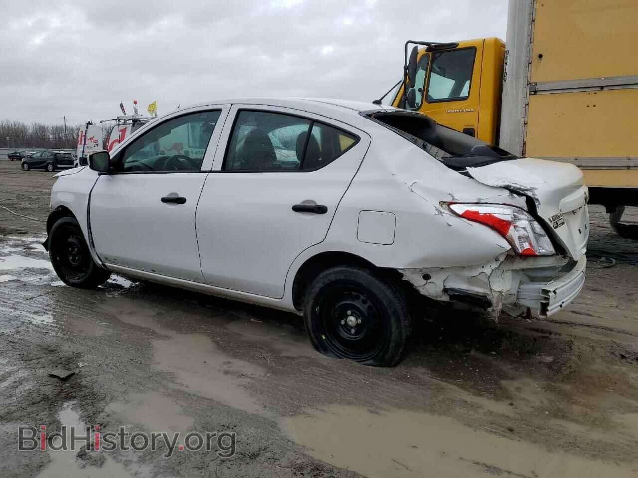 2018 NISSAN VERSA - VIN: 3N1CN7AP1JL887697 - Фото 2