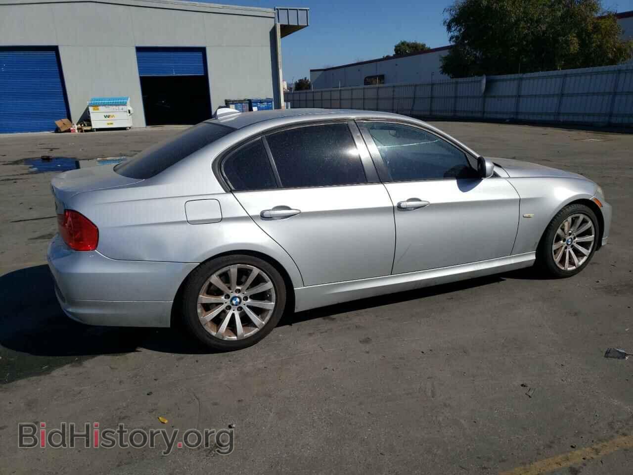2009 BMW 3 SERIES - VIN: WBAPH53589A438541 - Фото 3