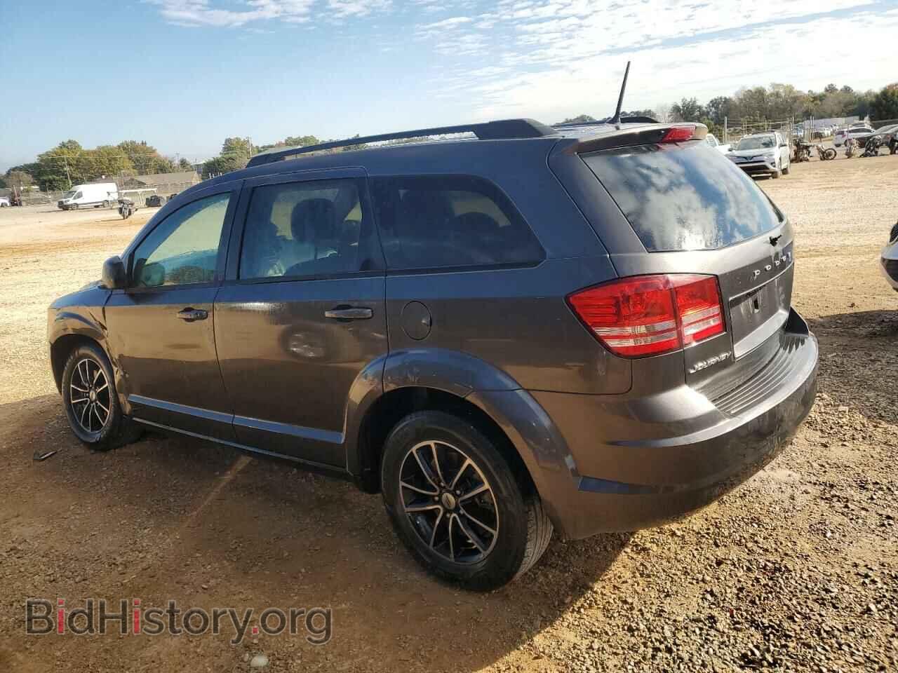 2018 DODGE JOURNEY - VIN: 3C4PDCAB7JT532807 - Фото 2