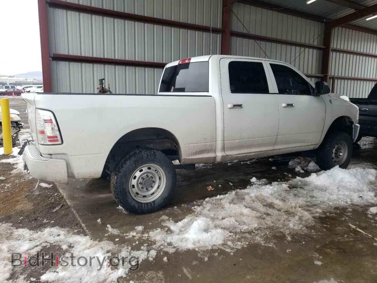 2014 RAM All Models - VIN: 3C6UR5DL1EG121493 - Photo 3