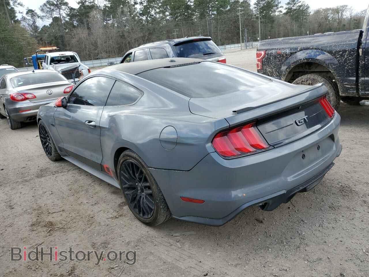 2019 FORD MUSTANG - VIN: 1FA6P8CF7K5166676 - Фото 2