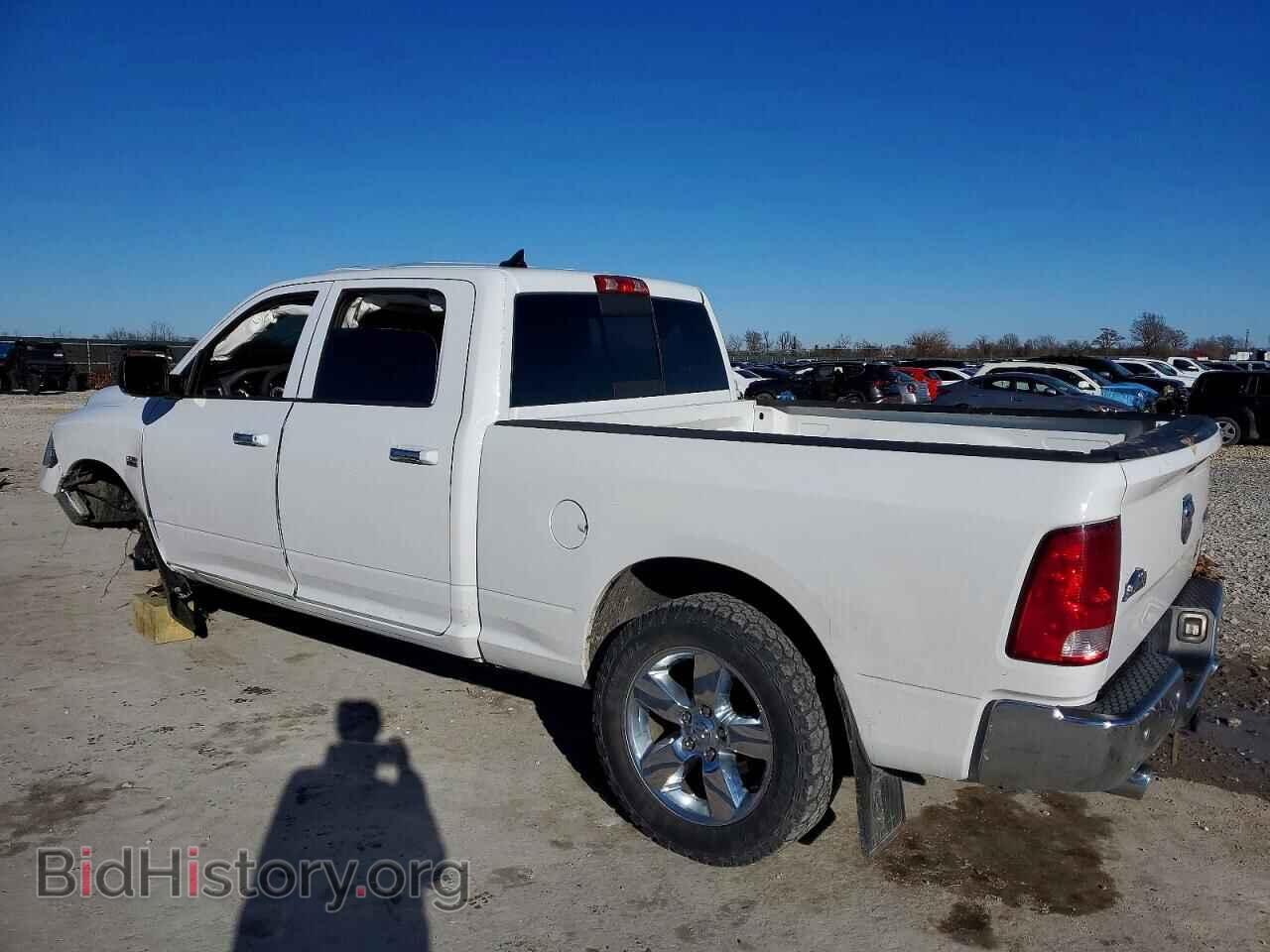 2015 RAM 1500 - VIN: 1C6RR7TT4FS760416 - Photo 2