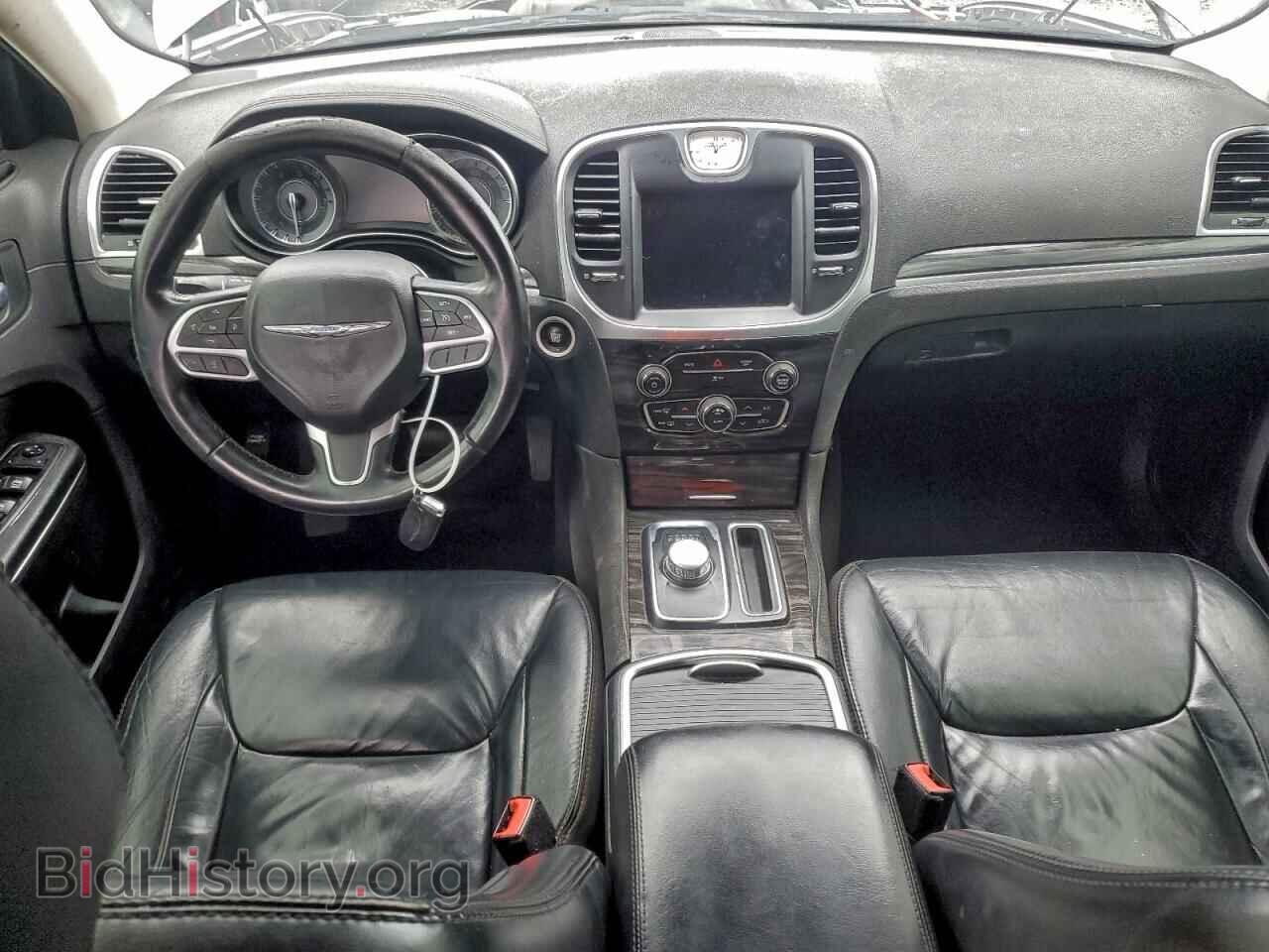 2017 CHRYSLER 300 - VIN: 2C3CCAAG1HH505921 - Фото 8