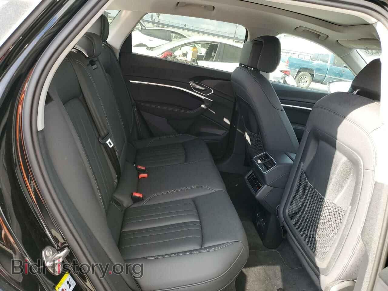 2022 AUDI E-TRON - VIN: WA1AAAGE9NB030919 - Photo 11