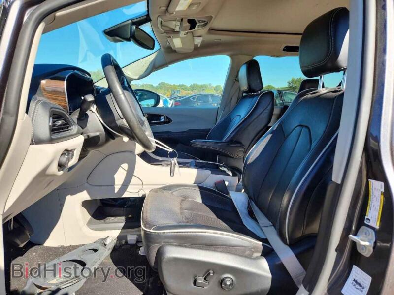2023 Chrysler PACIFICA (VIN 2C4RC1S76PR554559) — фото 7 из 13
