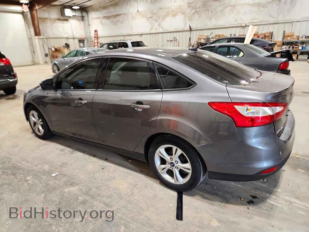 2014 Ford FOCUS (VIN 1FADP3F26EL219595) — photo 2 of 12