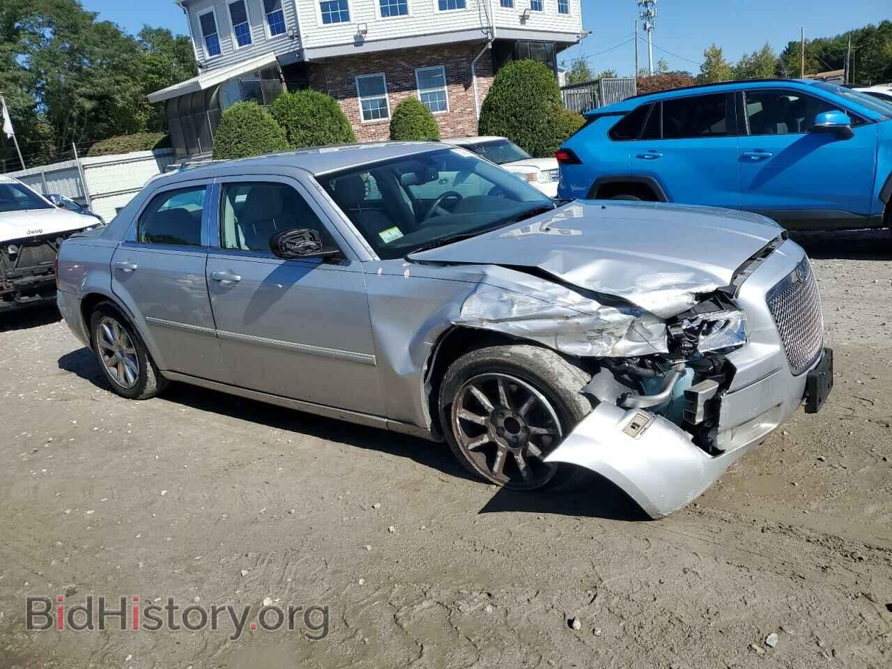 2007 CHRYSLER 300 - VIN: 2C3KA53G77H683062 - Фото 4