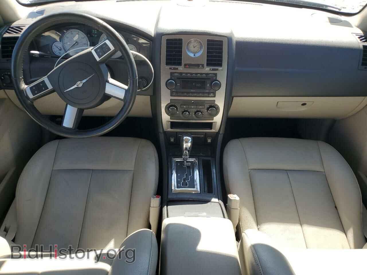 2007 CHRYSLER 300 - VIN: 2C3KA53G77H683062 - Фото 8